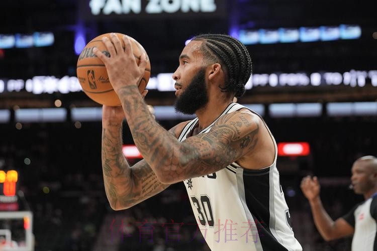 尚帕尼过去5场场均贡献16分10板2.6助，投篮命中率47%